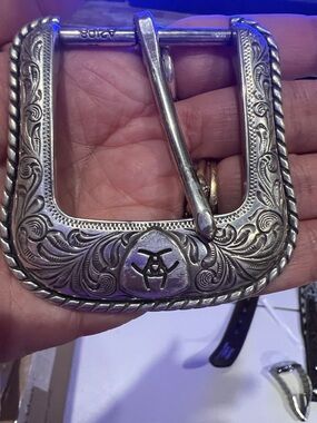 Ariat buckle for a belt